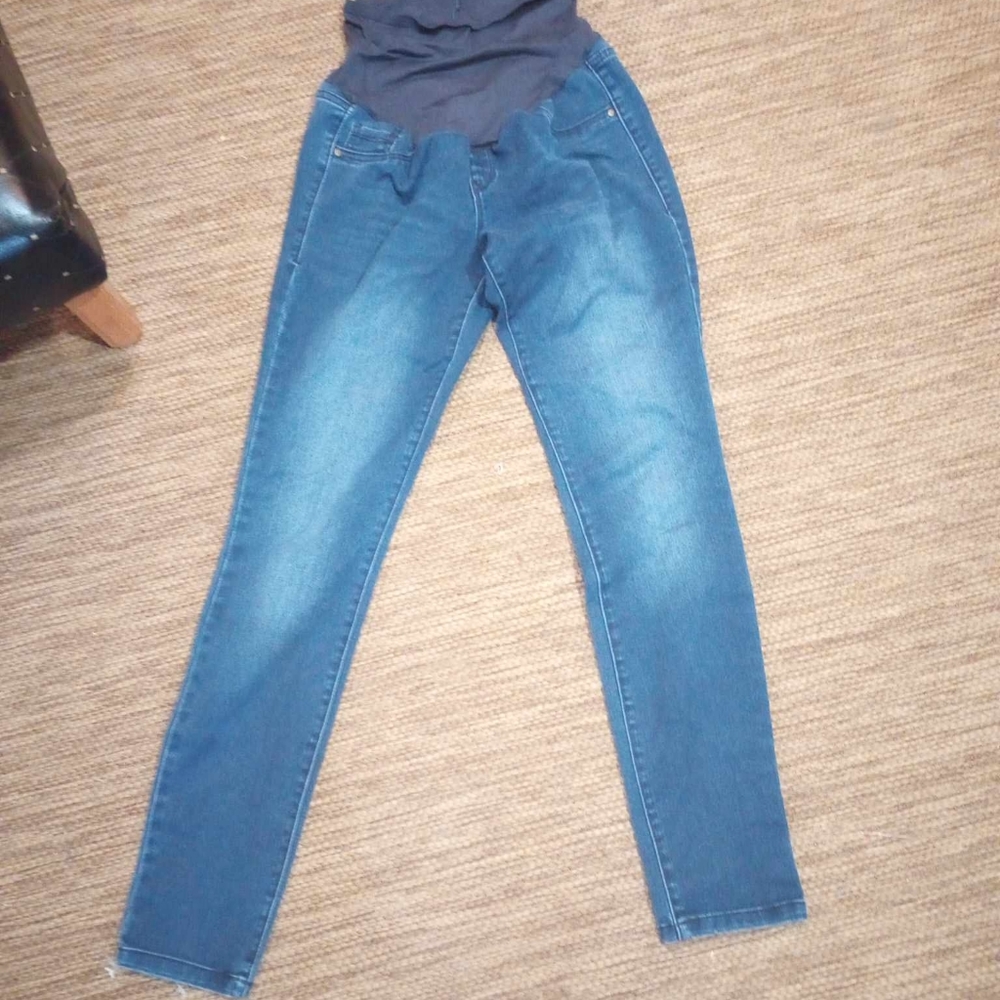 Maternity jeans